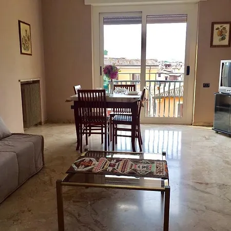 Old City Terrace Apartment Desenzano del Garda
